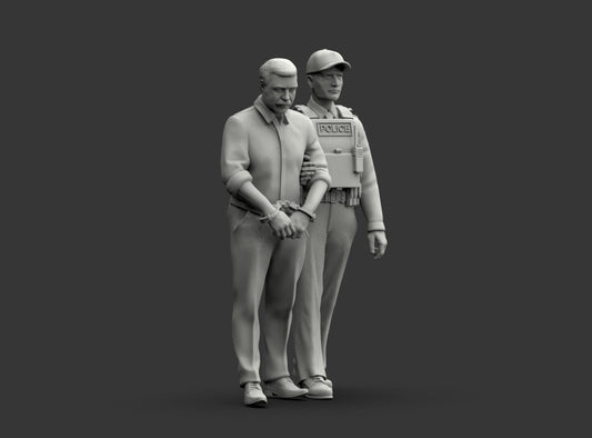 MM1224 Policeman Walking Suspect