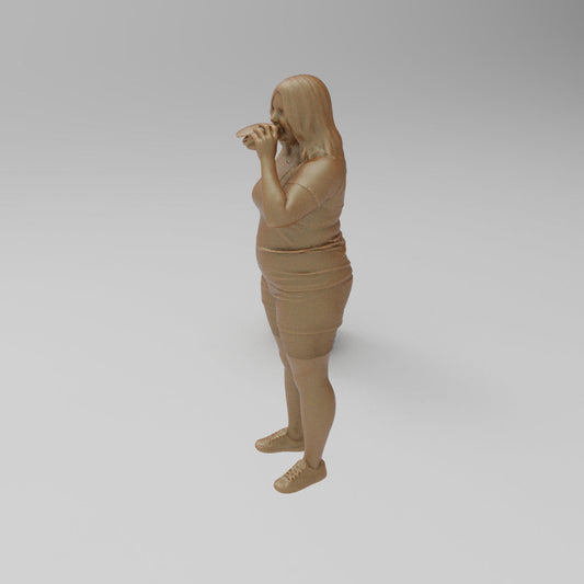 MM4406 Lady Eating Burger