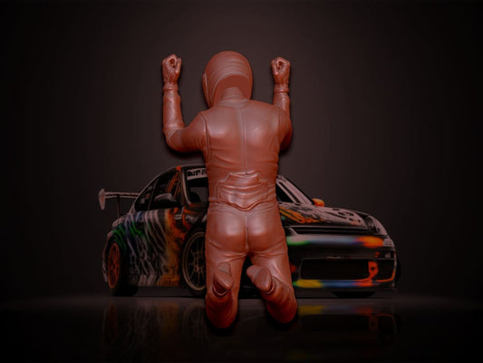 MM926 Victory Driver Figure
