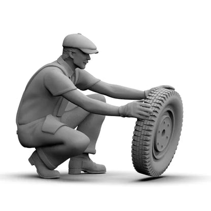 MM4169 Male Garage worker with Tyre