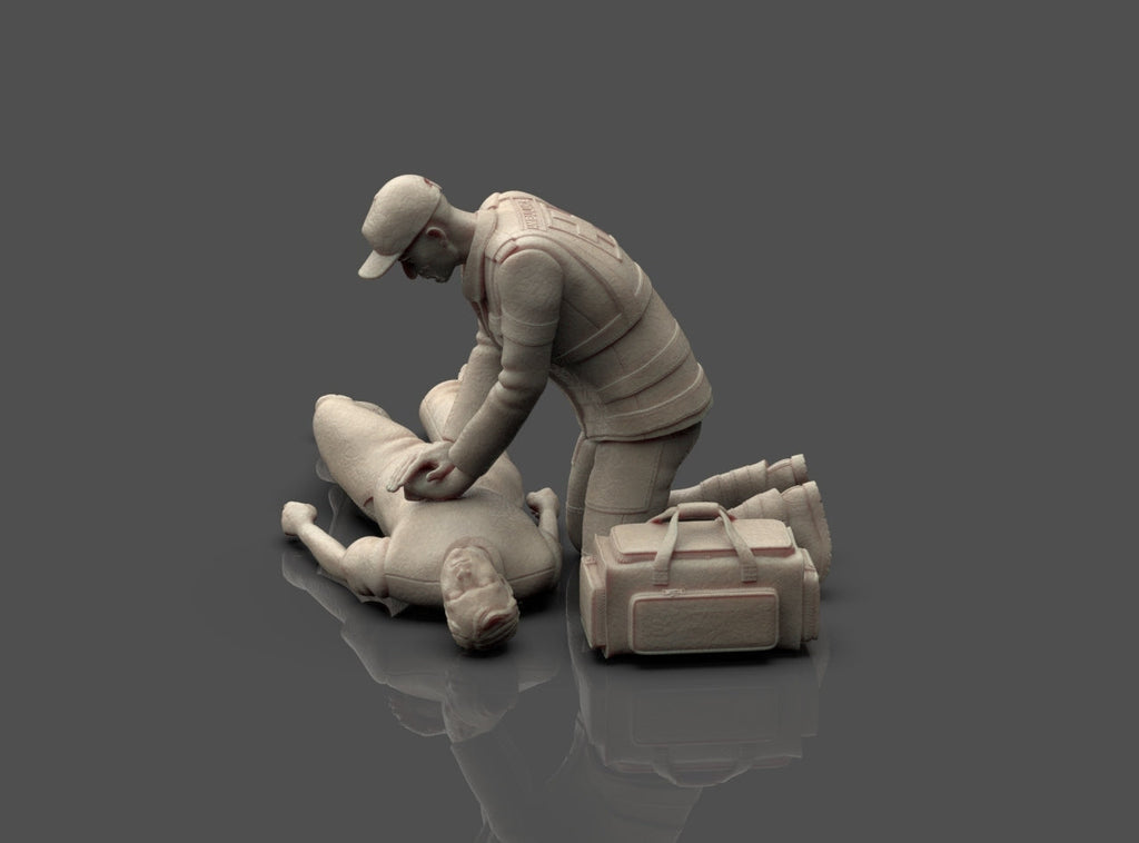 MM1226 Ambulance Crew and Casualty