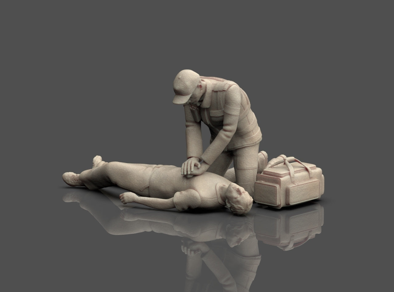 MM1226 Ambulance Crew and Casualty