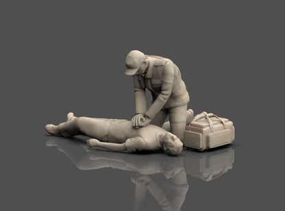 MM1226 Ambulance Crew and Casualty