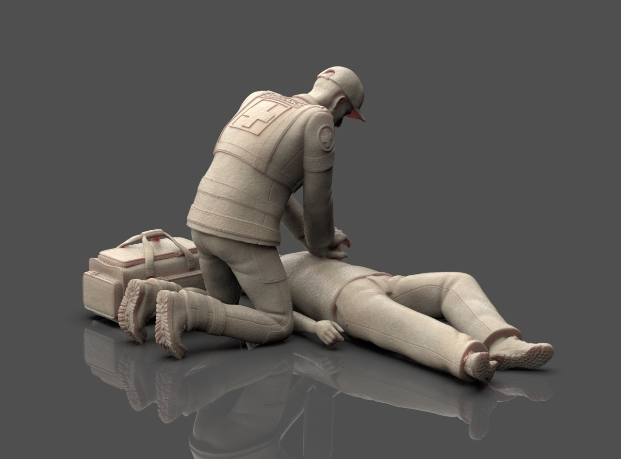 MM1226 Ambulance Crew and Casualty