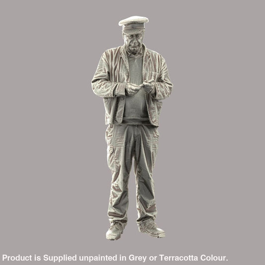 132s-0002 Train Driver/Steam Engine Mechanic Figure