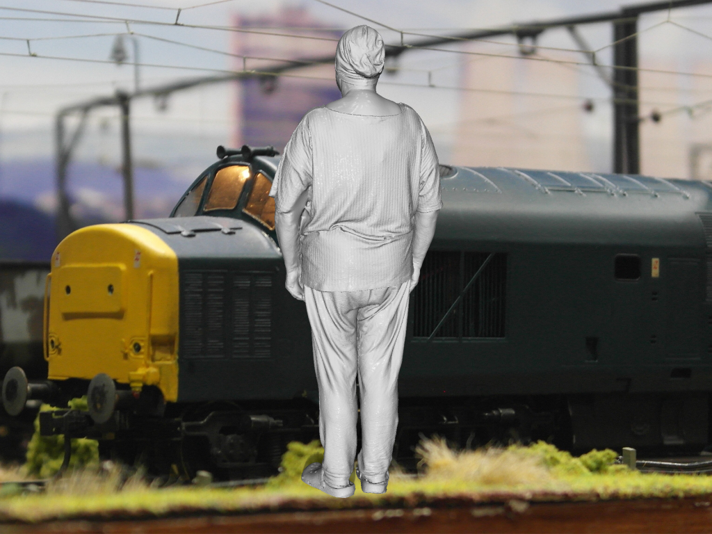 S3Ds0020 Older Female Looking Down Street Figure