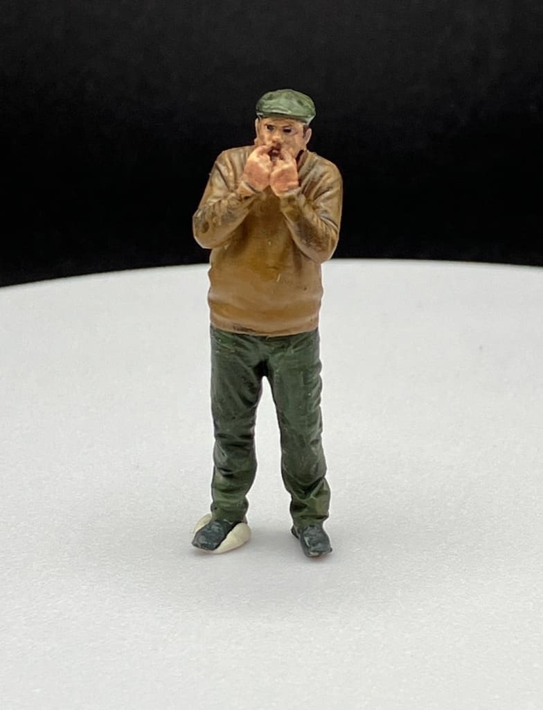 S3Ds0041 Whistling Farmer/Shepherd Figure