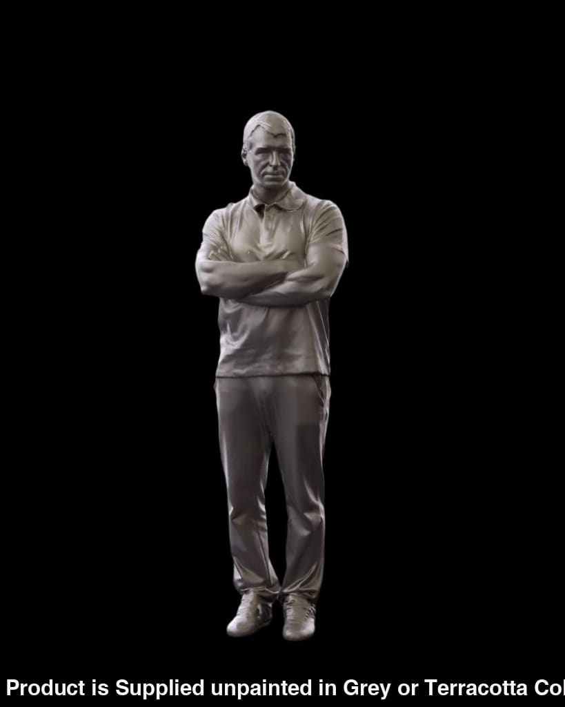 S3Ds0096 Male Arms Folded Figure