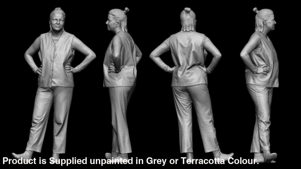 S3Ds0100 Female Standing Figure