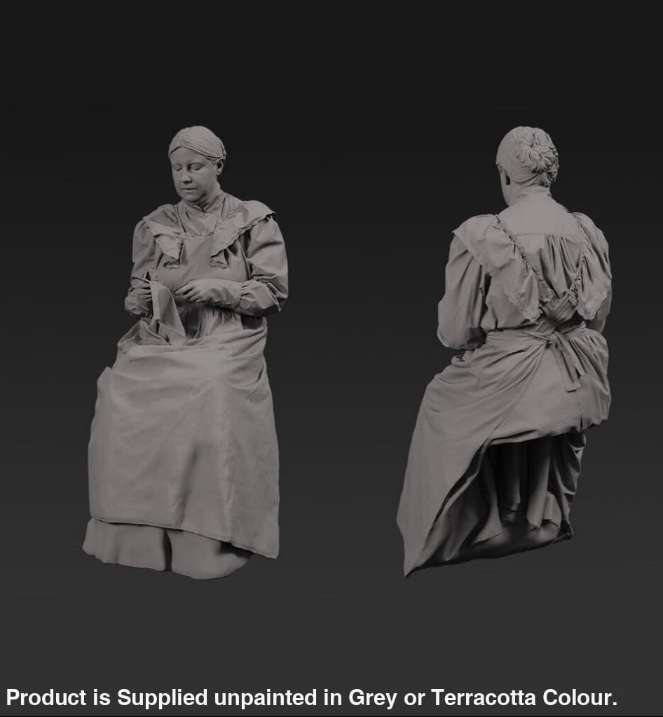 132s-0112 Sitting Maid Figure