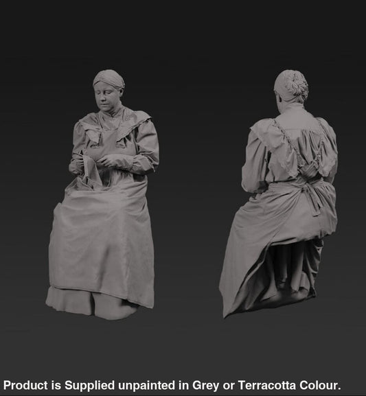 132s-0112 Sitting Maid Figure