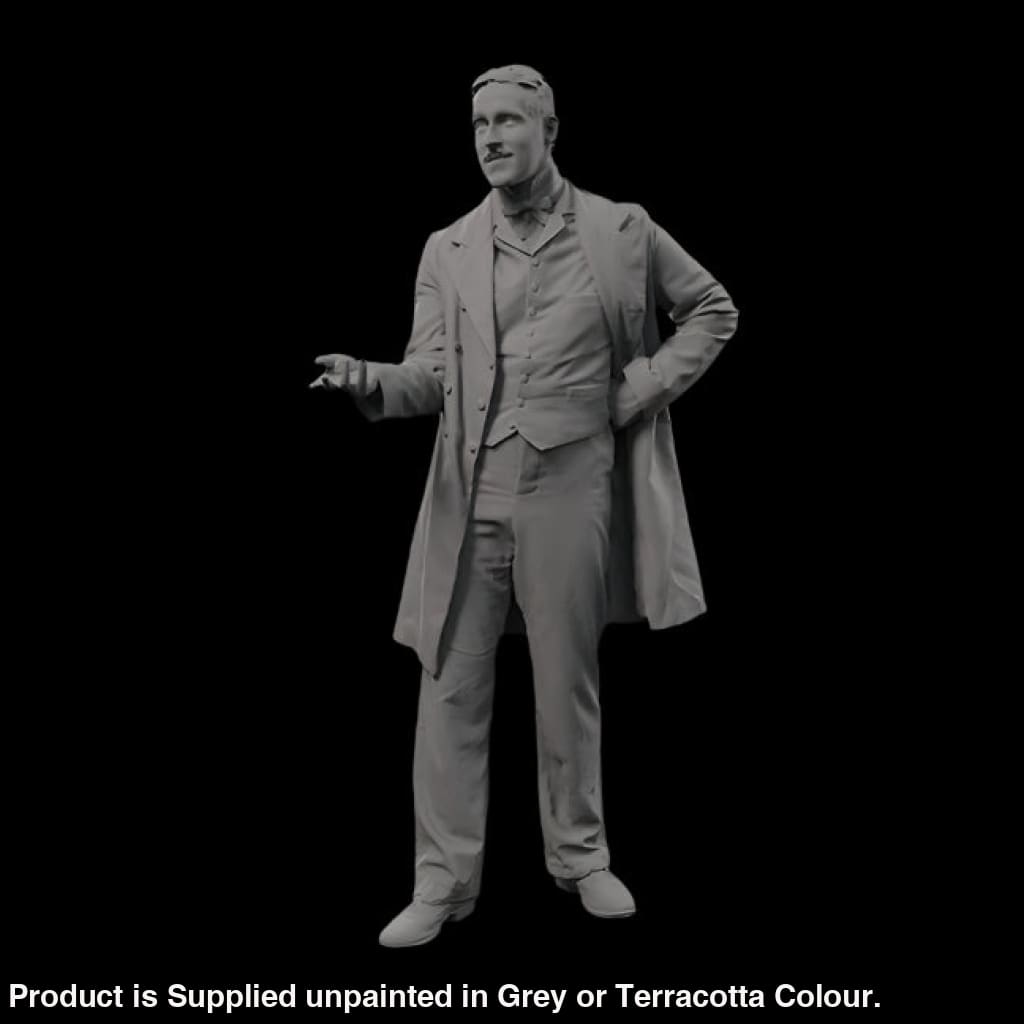 132s-0122 Elegant 1900’s Male Figure