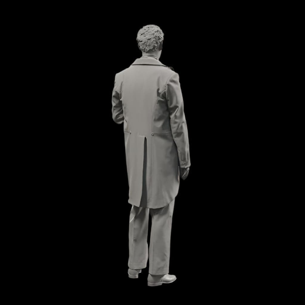 132s-0126 1900’s Waiter Figure