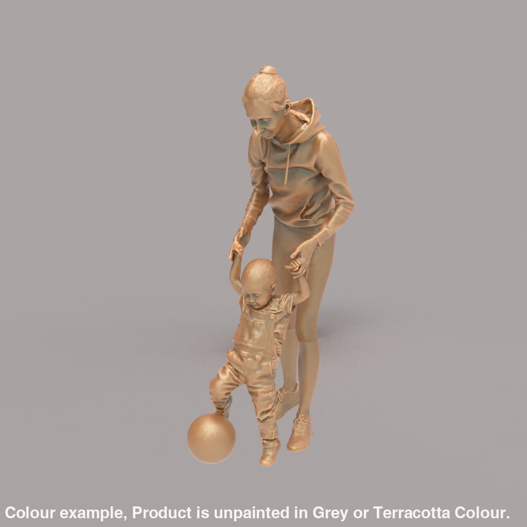 132s-0157 Mother and Child with Ball Figure
