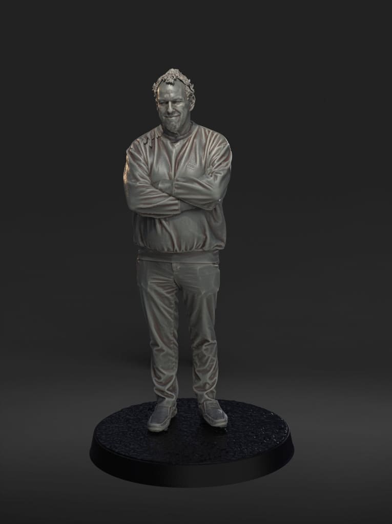 132s-0160 Male Arms Folded Figure