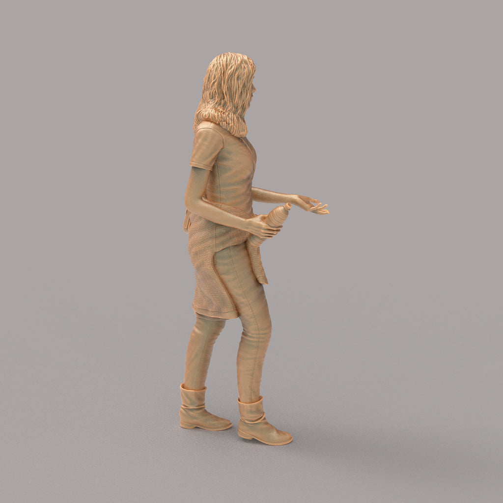 MM2092 Girl Walking with bottle water