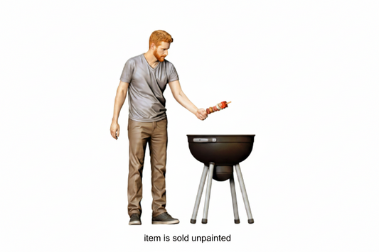 MM5045 Man having a barbeque