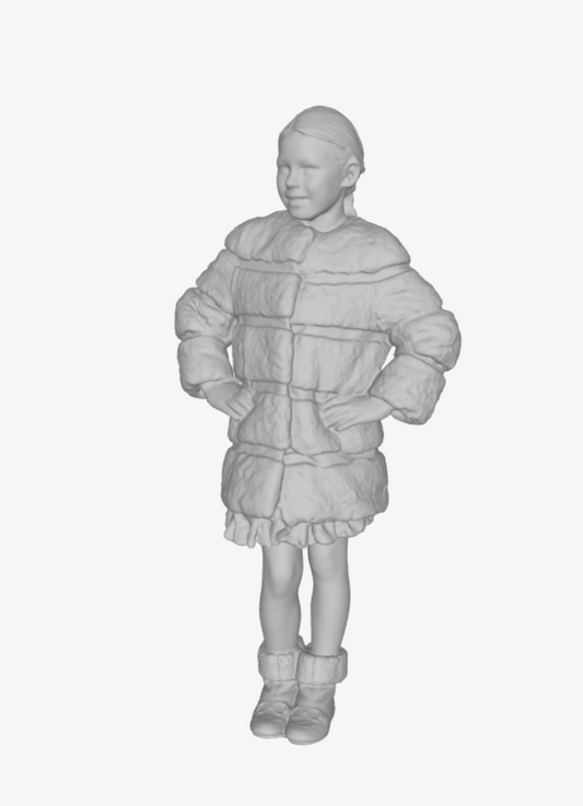 DG082 Young girl in winter coat