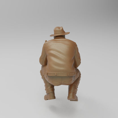 MM4375 Gardener Kneeling