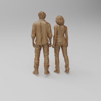 MM4377 Young Couple