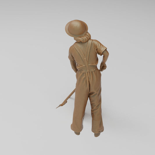 MM4384 WW2 Land army girl in field