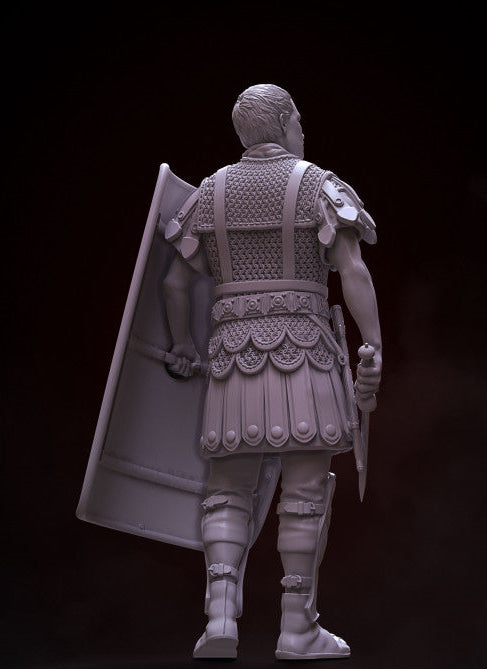ROM009 Roman Centurion 1st-2nd C. A.D.