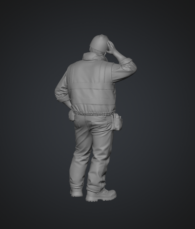DG027 Head scratching construction worker