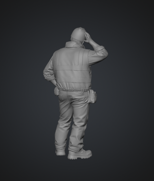 DG027 Head scratching construction worker