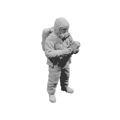 MM2181 Hazmat Materials Crew-13 Operating Handheld Analyzer Device