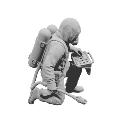 MM2190 Hazmat Materials Crew-22 Kneeling Operator with Monitor