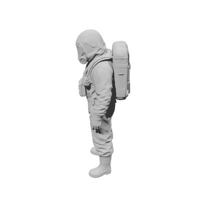 MM2174 Hazmat Materials Crew-5 Standing Figure with Chest Monitor