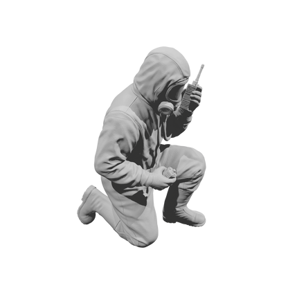 MM2175 Hazmat Materials Crew-7 Kneeling