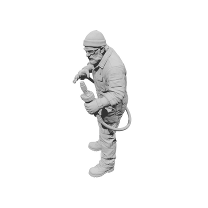 MM2200 Heavy Equipment Mechanic-4 Worker with Fuel Nozzle