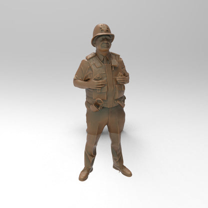 MM4369 Modern UK Policeman