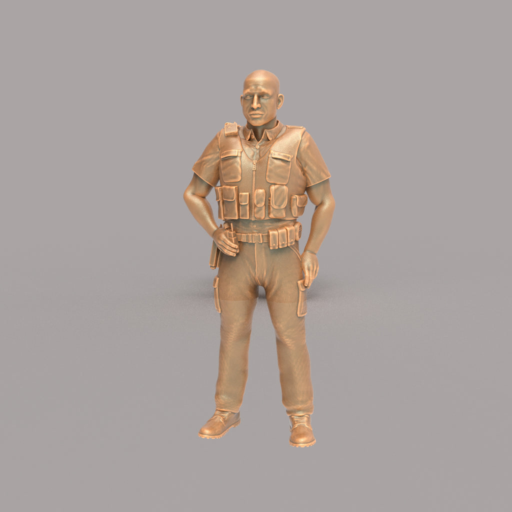 MM016 Male Police Officer