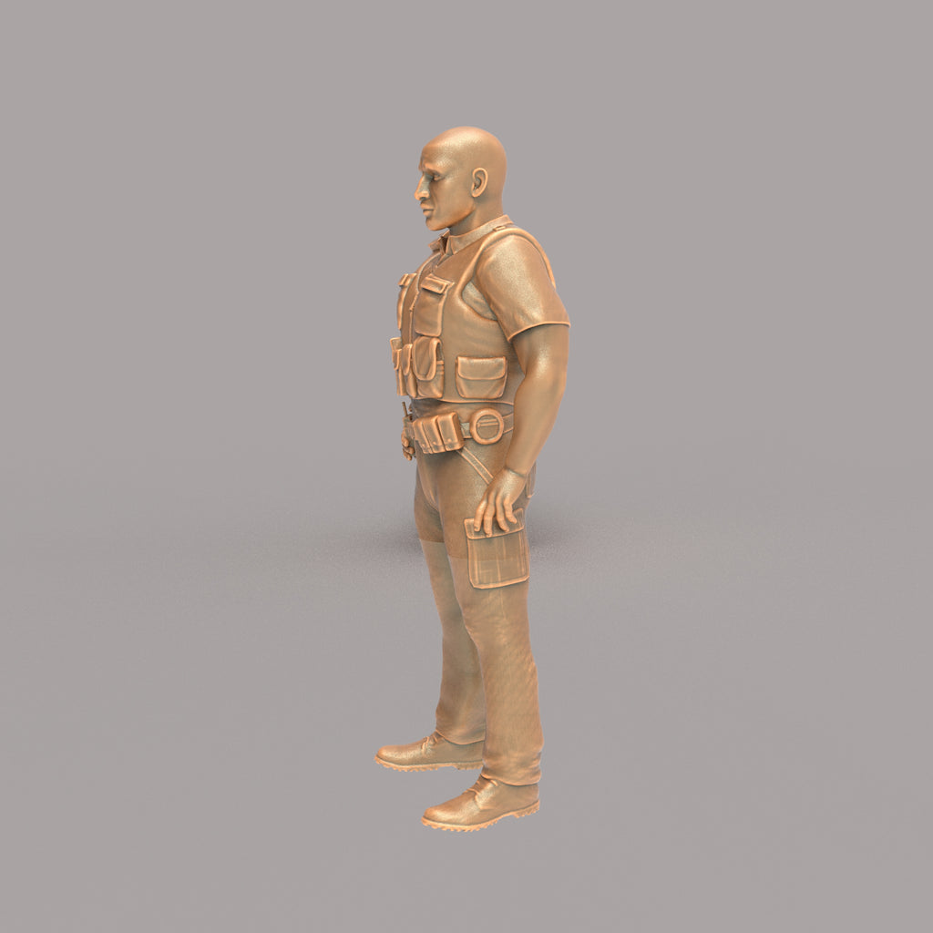 MM016 Male Police Officer