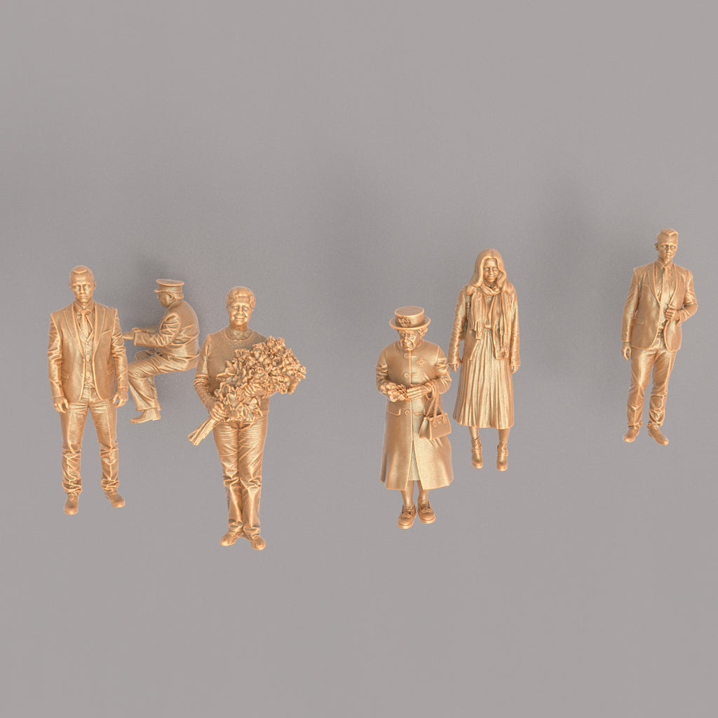 MM953 Queen Elizabeth II - Lady in Waiting- Driver and Security