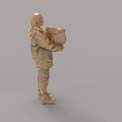 MM1401 Female carrying Rubbish bag