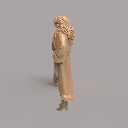 MM4288 Female Wearing Fur Coat