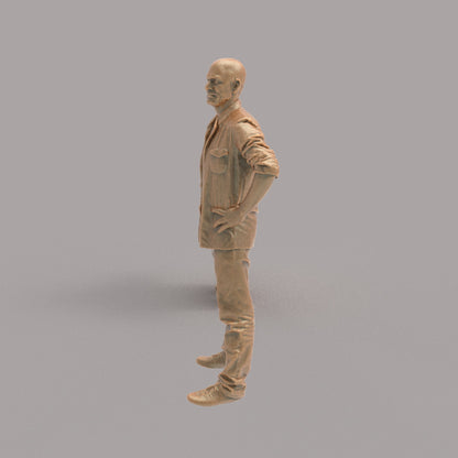MM4310 Older Male hands on Hips