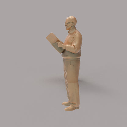 MM4320 Old Fella reading Paper