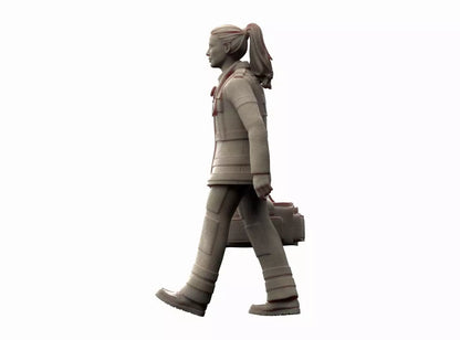 MM1308 Ambulance Female with Bag