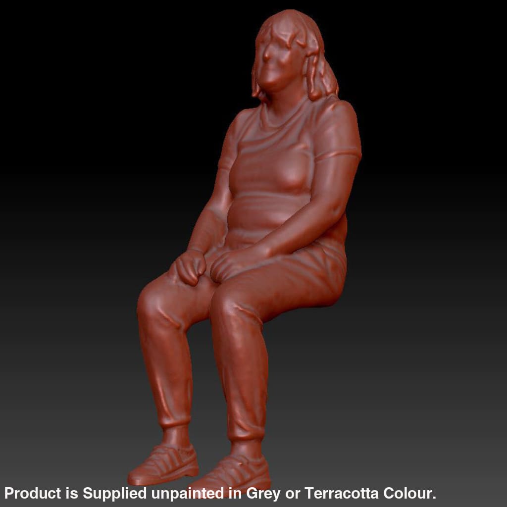 Dsp130 Lady Sitting Chating Figure