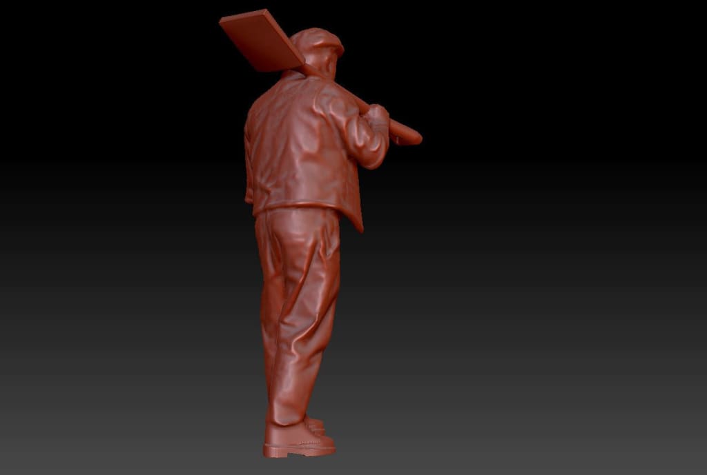 Dsp184 Older Male With Shovel Figure