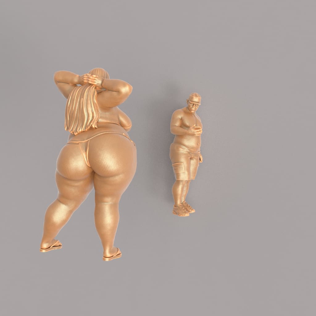 MM040 Large Male with Very large Lady taking Pictures 18 + Figure