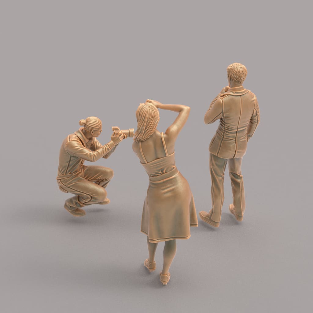 MM1054 Male Reporter and 2 Photographers Figure