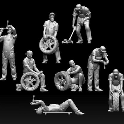 MM1070 Garage Mechanic 3 Figure