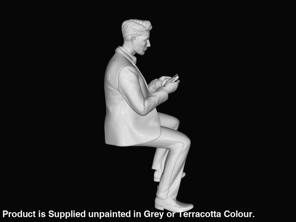 MM1087 Young People Sitting 2 Figure