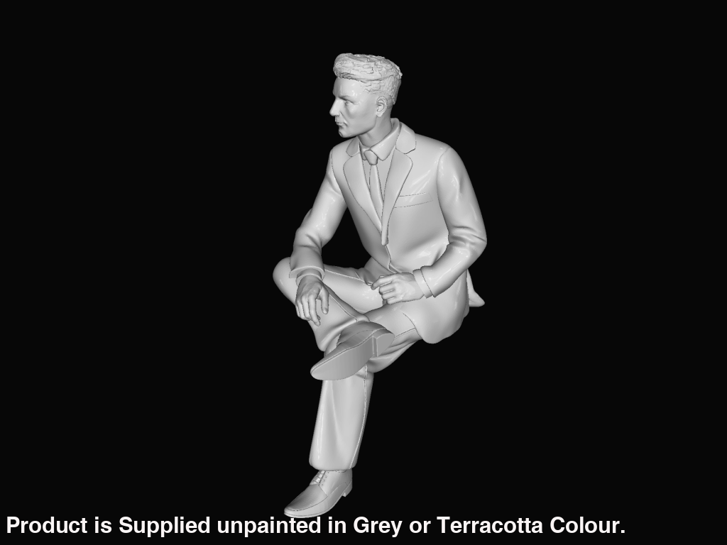 MM1087 Young People Sitting 4 Figure