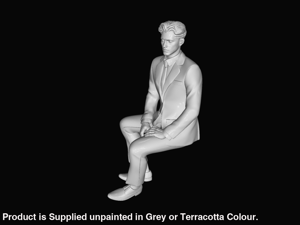 MM1087 Young People Sitting 5 Figure